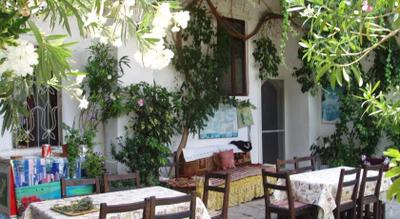 Cavit Hotel