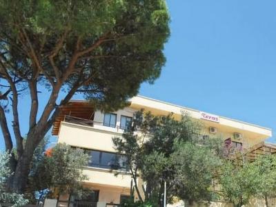 Teras Motel