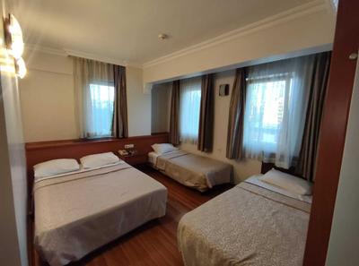 Nayla Hotel