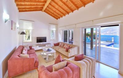 Villa Basil