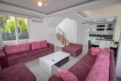 Oriana Villa