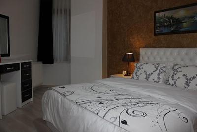 Taksim Doorway Suites