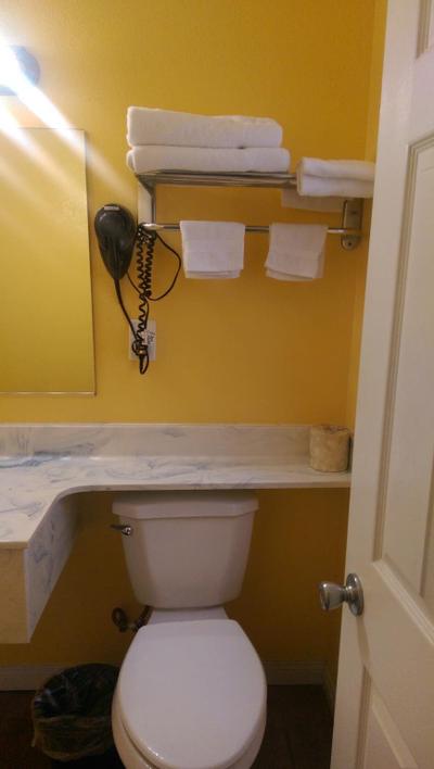 Encore Motel