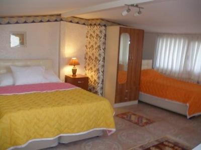 Red River Hotel