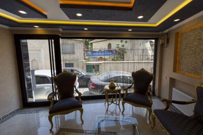 Oasis Suites Old City