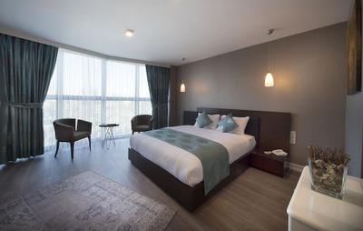 The Clock Suites