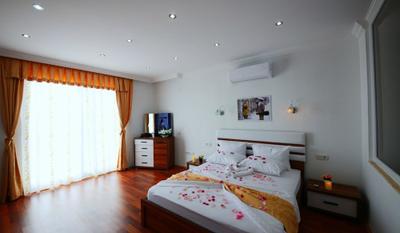 Villa Prize