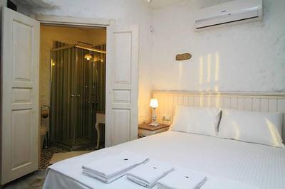 Mina Hotel