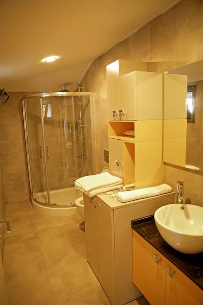 Vip Concept Ada Residence