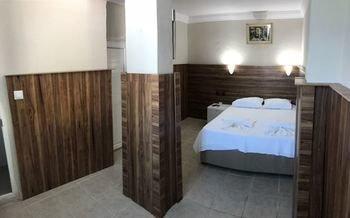 Yakamoz Otel