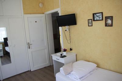 Limon Hostel
