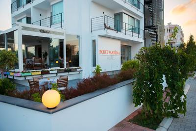 Port Marina Hotel