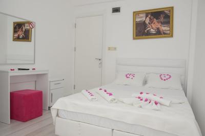 Ayisigi Hotel
