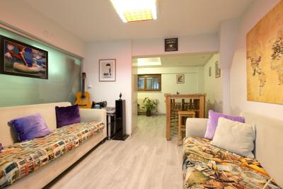 In House Hostel