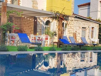 Leo Alacati Butik Hotel