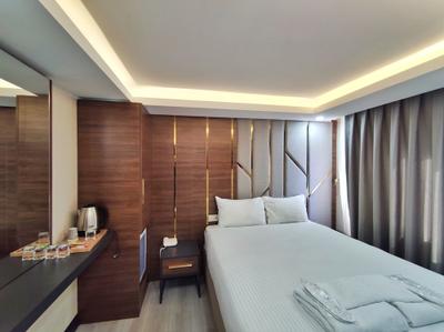 The Golden Pera's Hotel & Spa