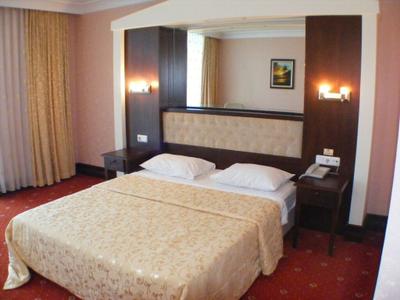 Saren Otel