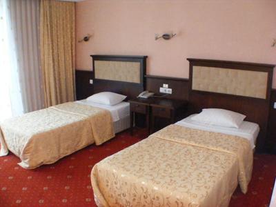 Saren Otel