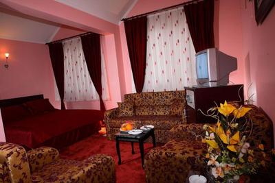 Yaman Hotel & Restaurant