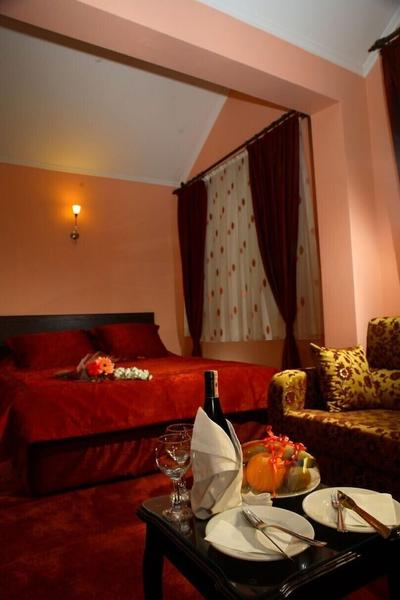 Yaman Hotel & Restaurant