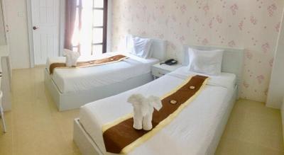 Ploy's Pearl Hotel