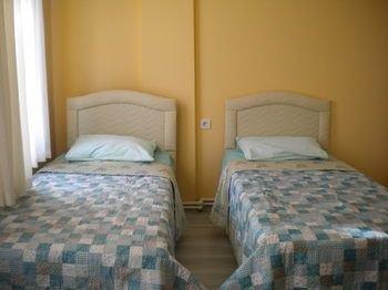 Bahar Hostel