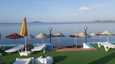 Cunda Beyaz Balina Hotel