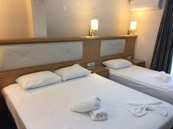 Yalcin Hotel
