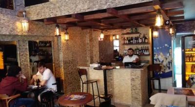 Bristol Hostel & Pub
