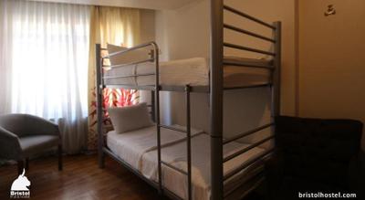 Bristol Hostel & Pub
