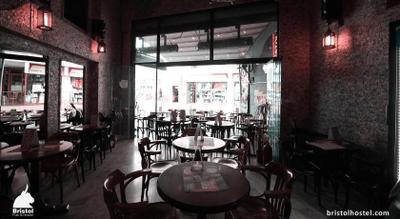 Bristol Hostel & Pub