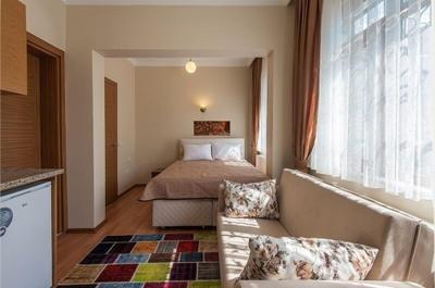 Green Life Apart Hotel