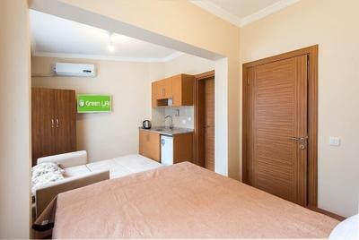 Green Life Apart Hotel