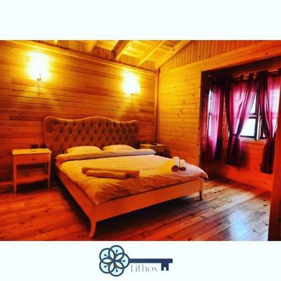Lithos Hotel
