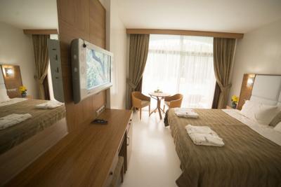 Rooms Bohemian Hotel