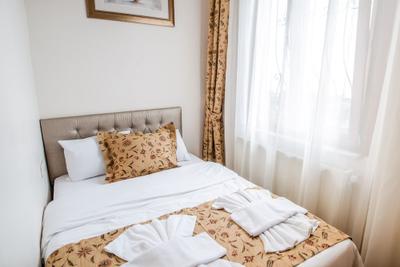 Camelot Apartment