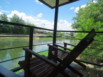 R-Lampang Guest House