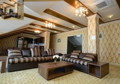 City Line Boutique Hotel