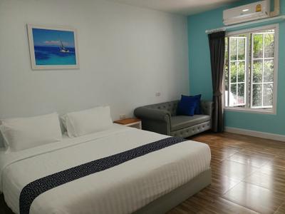Blue Shore Cottage