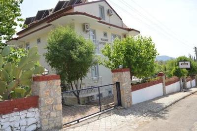 Gold Monami Boutique Hotel
