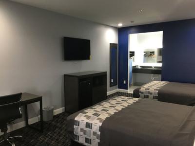 Platinum Inn And Suites