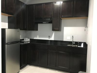 Platinum Inn And Suites