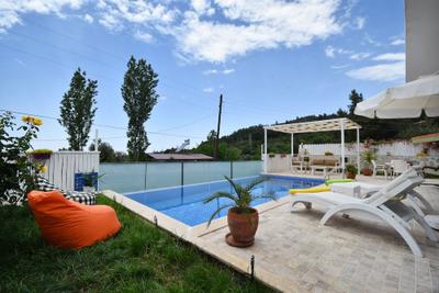 Villa Reyyan by Helaltatilvillari