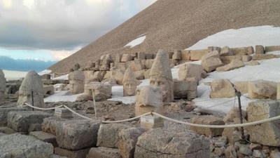 Nemrut Dagi Isik Pansi?on