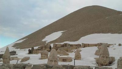 Nemrut Dagi Isik Pansi?on