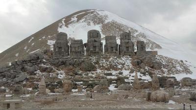 Nemrut Dagi Isik Pansi?on