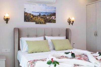 Suna House Butik Otel