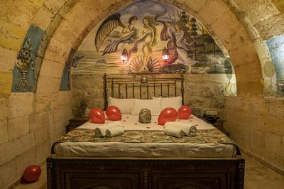 Casia Cave Suites