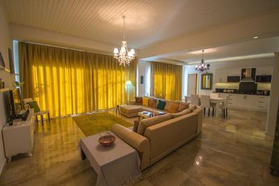 Villa Ella