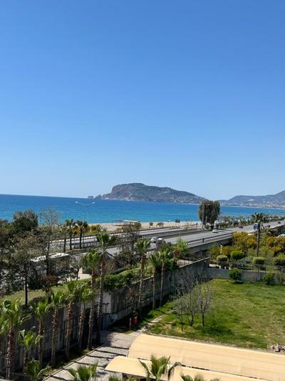White Night Suite & Apart Hotel